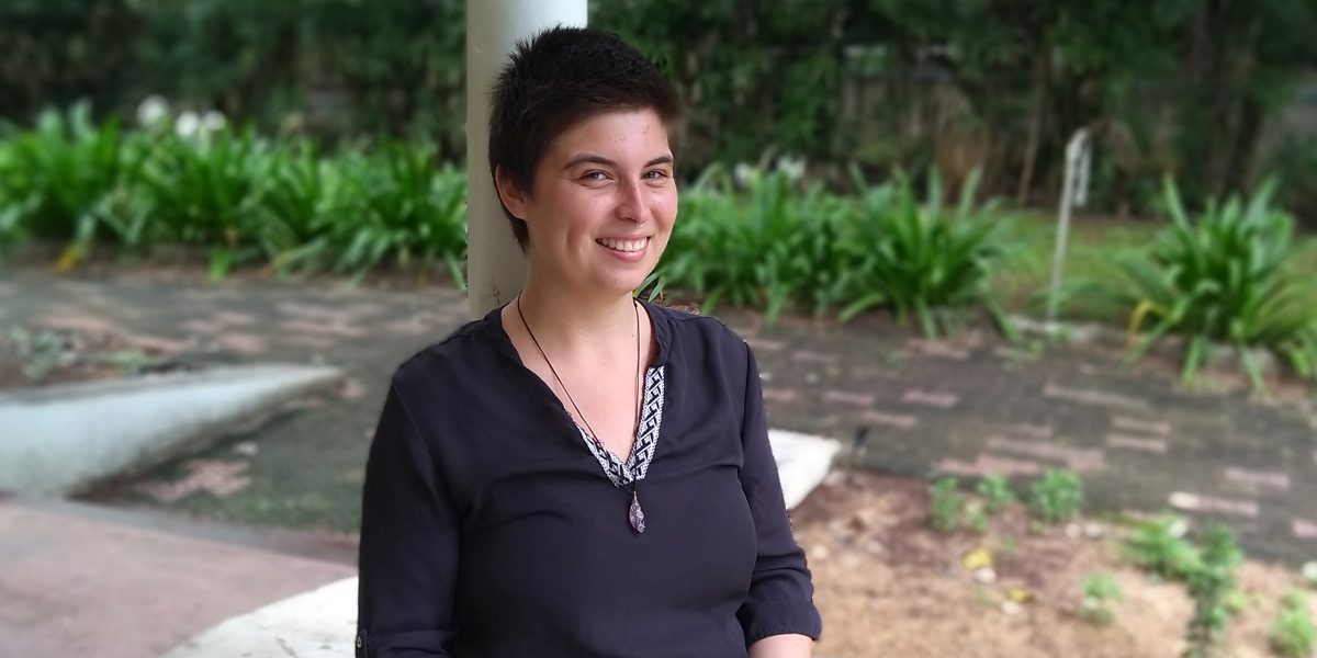 lexi-white-1200×600